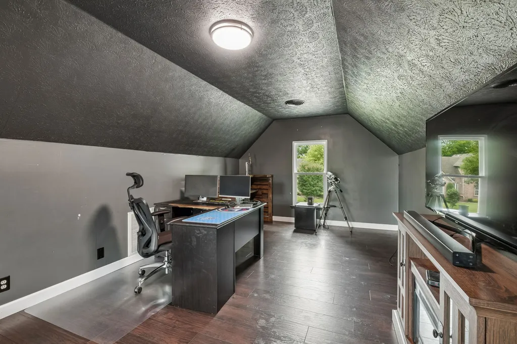 2055 Bon Drive Greenbrier TN 37073