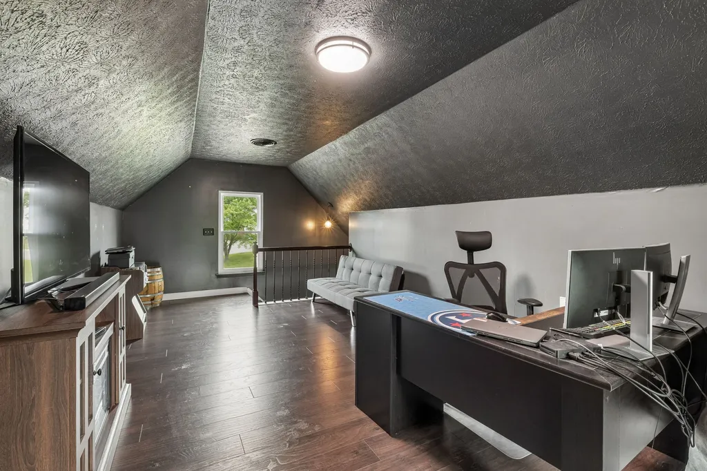 2055 Bon Drive Greenbrier TN 37073