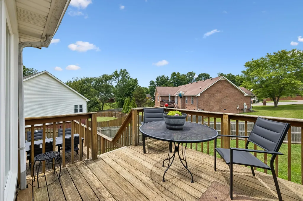 2055 Bon Drive Greenbrier TN 37073
