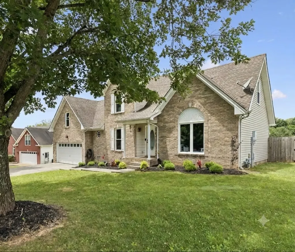 2055 Bon Drive Greenbrier TN 37073