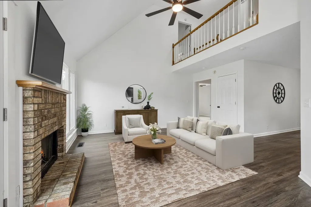 2055 Bon Drive Greenbrier TN 37073