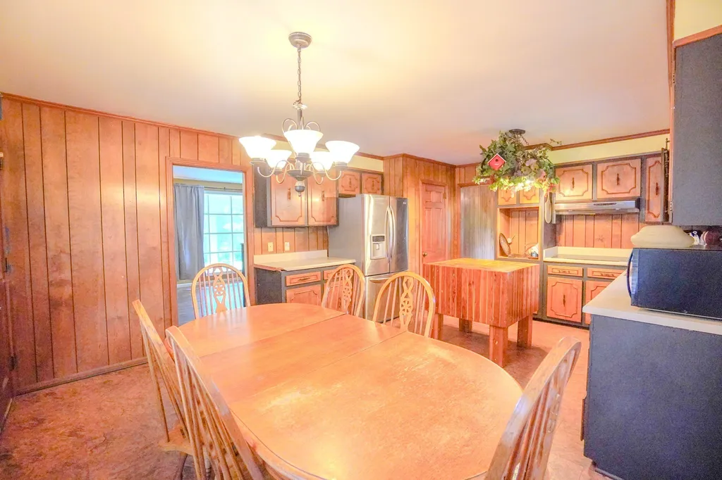 1094B Center Point Road Hendersonville TN 37075