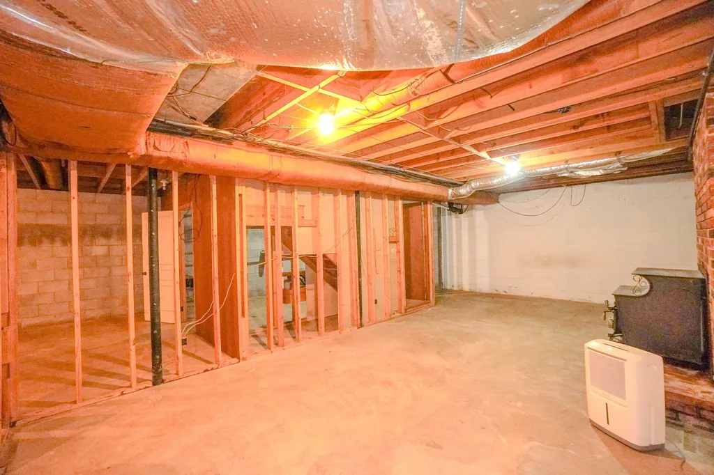 1094B Center Point Road Hendersonville TN 37075