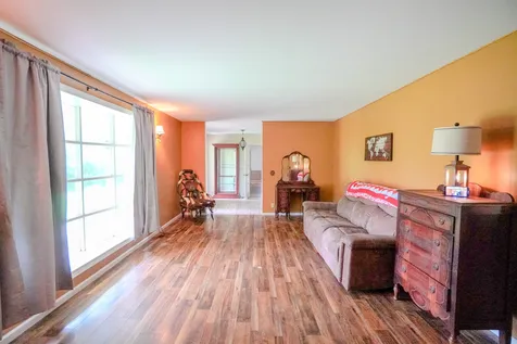 1094B Center Point Road Hendersonville TN 37075