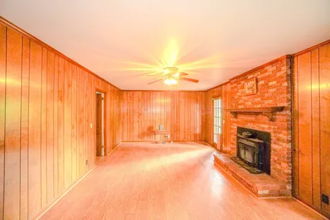 1094B Center Point Road Hendersonville TN 37075