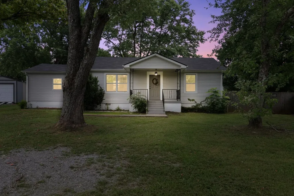 544 Stones River Road La Vergne TN 37086