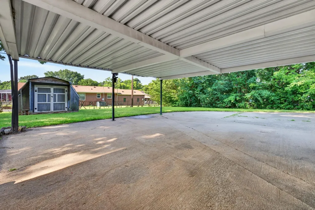 304 Notgrass Road Clarksville TN 37042