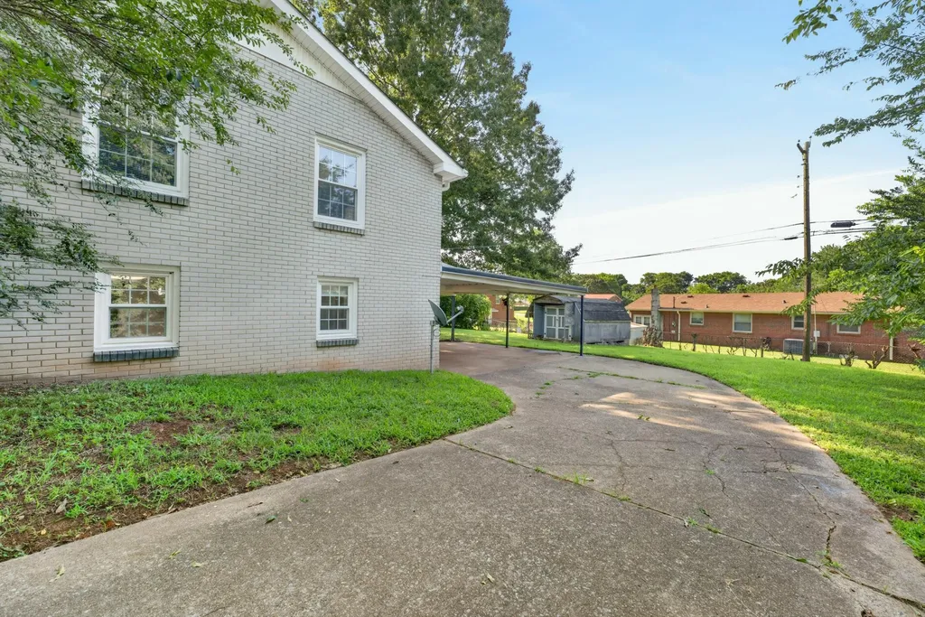 304 Notgrass Road Clarksville TN 37042