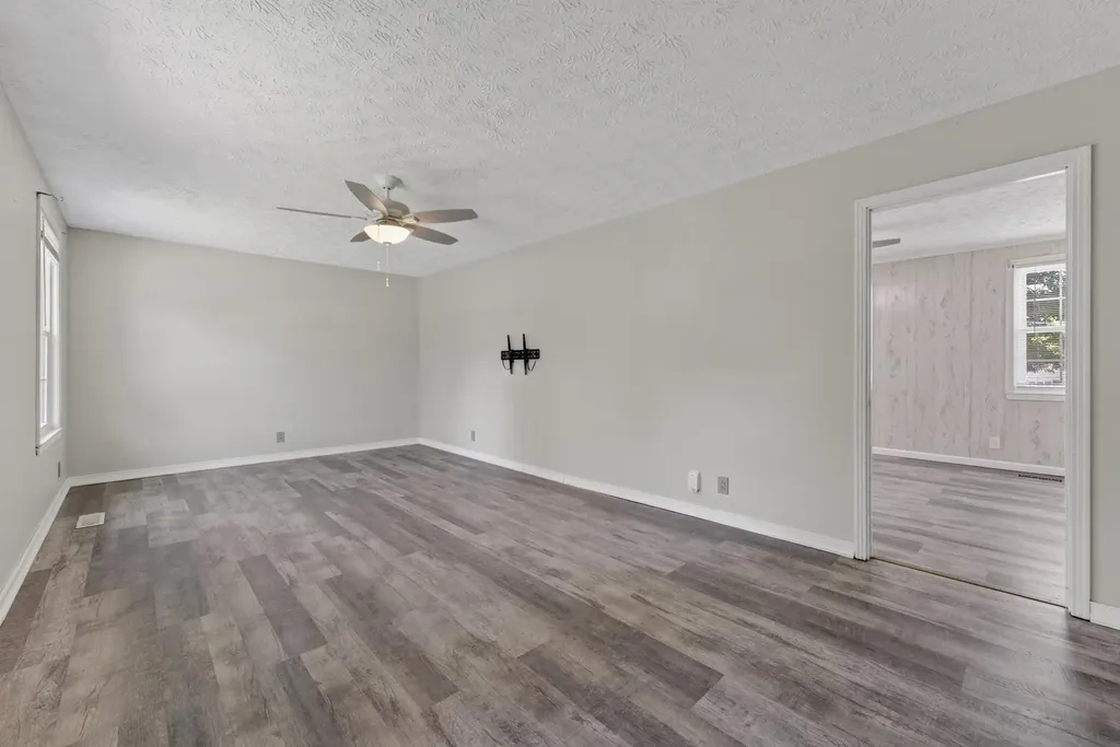 304 Notgrass Road Clarksville TN 37042
