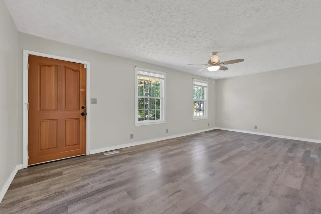 304 Notgrass Road Clarksville TN 37042