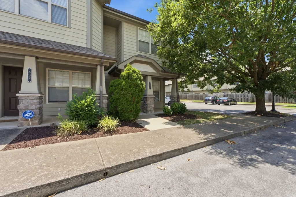 105 4th Avenue Murfreesboro TN 37130