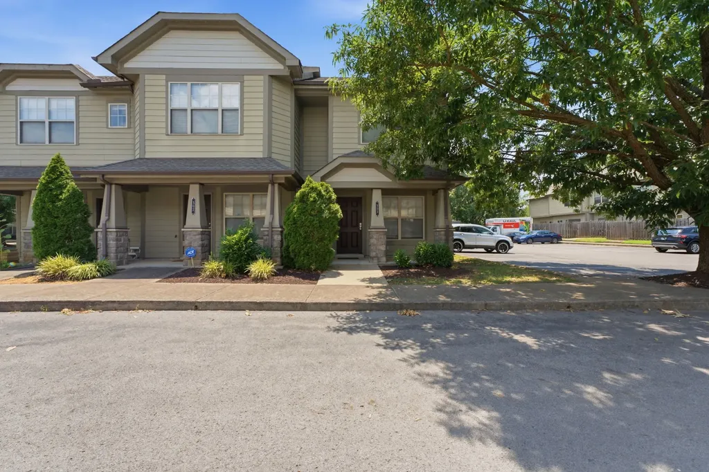 105 4th Avenue Murfreesboro TN 37130