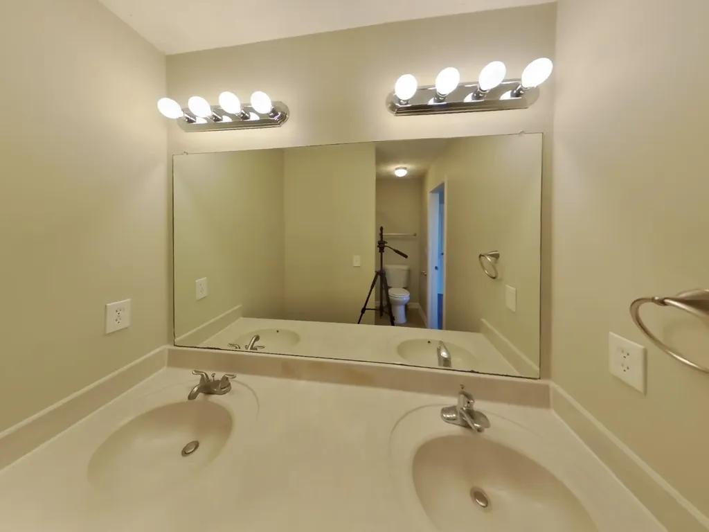 3712 Cindy Jo Dr, S Clarksville TN 37040