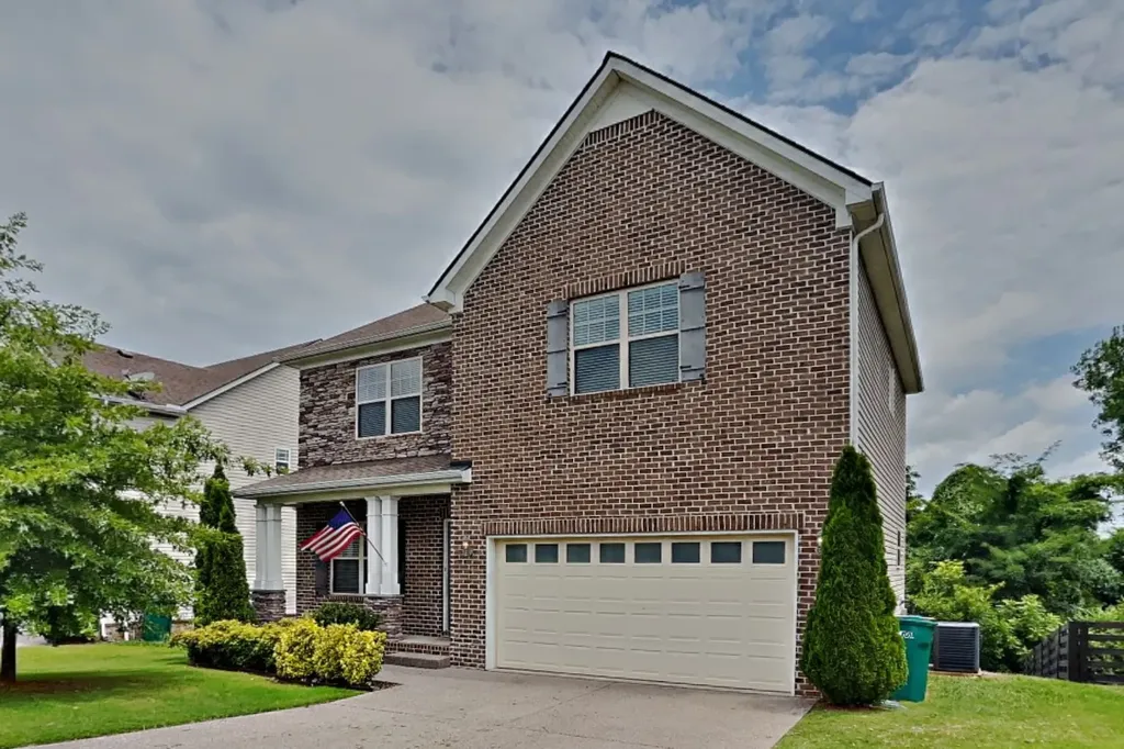 1048 Solomon Lane Spring Hill TN 37174