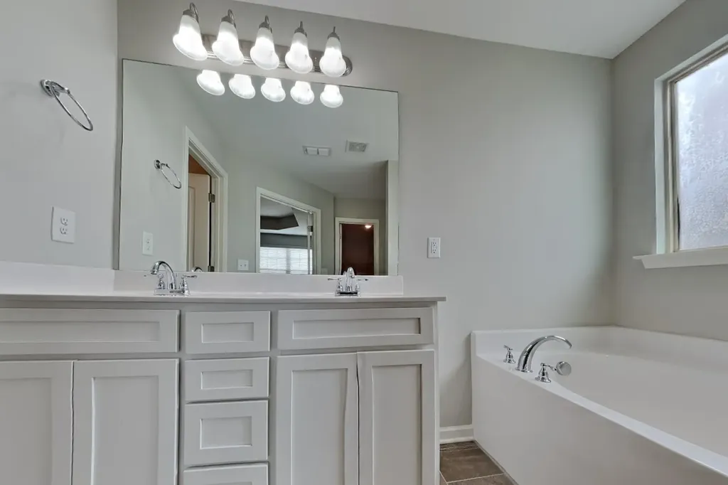 1048 Solomon Lane Spring Hill TN 37174