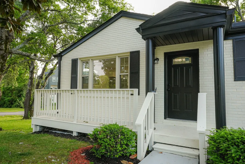 126 Donelsonwood Drive Nashville TN 37214