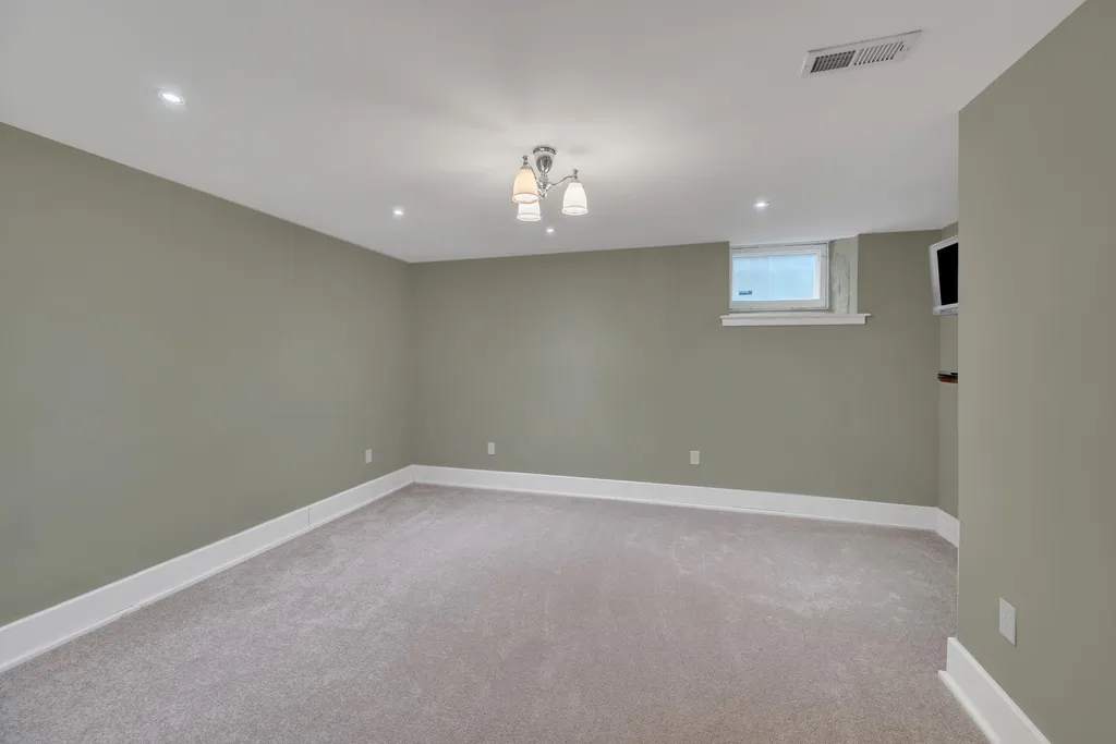 1619 18th Ave, S Nashville TN 37212