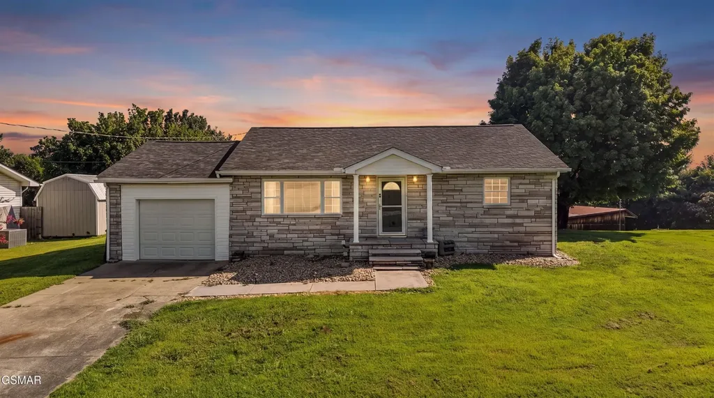 1356 Bluegrass Road Sevierville TN 37862