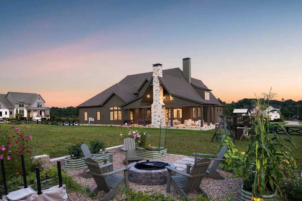 5201 Bond Springs Court Thompsons Station TN 37179