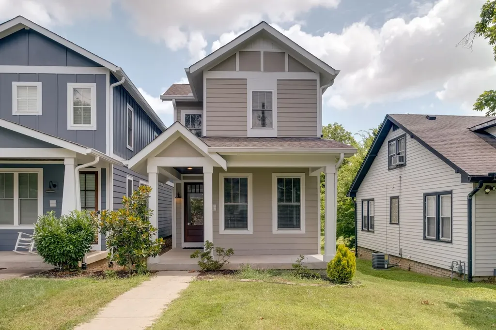 2022B 10th Ave, S Nashville TN 37204