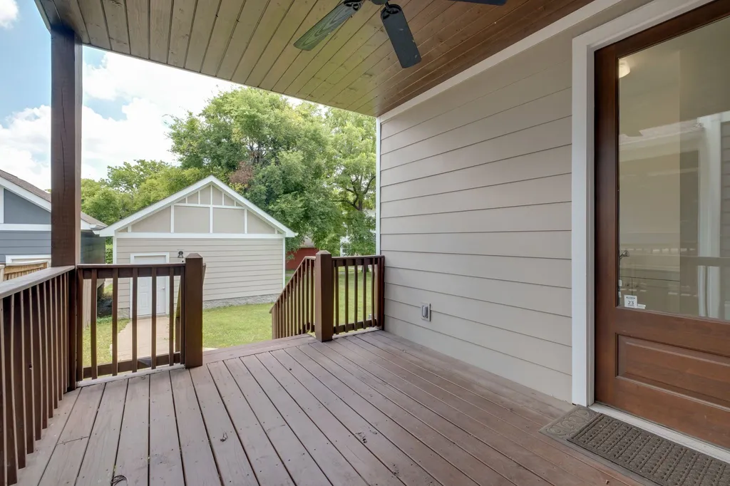 2022B 10th Ave, S Nashville TN 37204