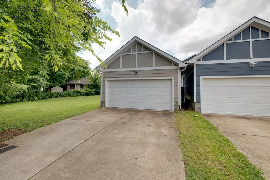 2022B 10th Ave, S Nashville TN 37204
