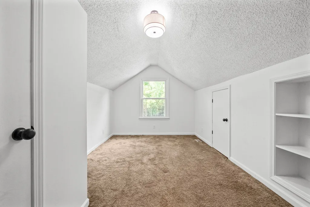 2031/2 Maple Hill Road Lebanon TN 37087