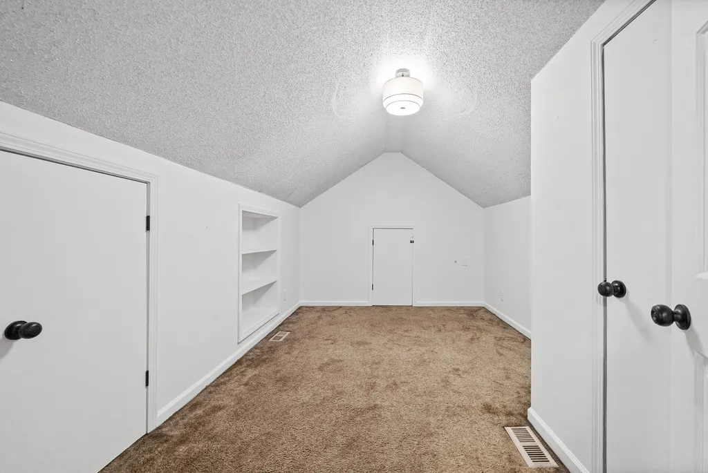 2031/2 Maple Hill Road Lebanon TN 37087