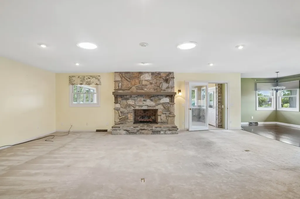 119 Stonehouse Drive Gallatin TN 37066