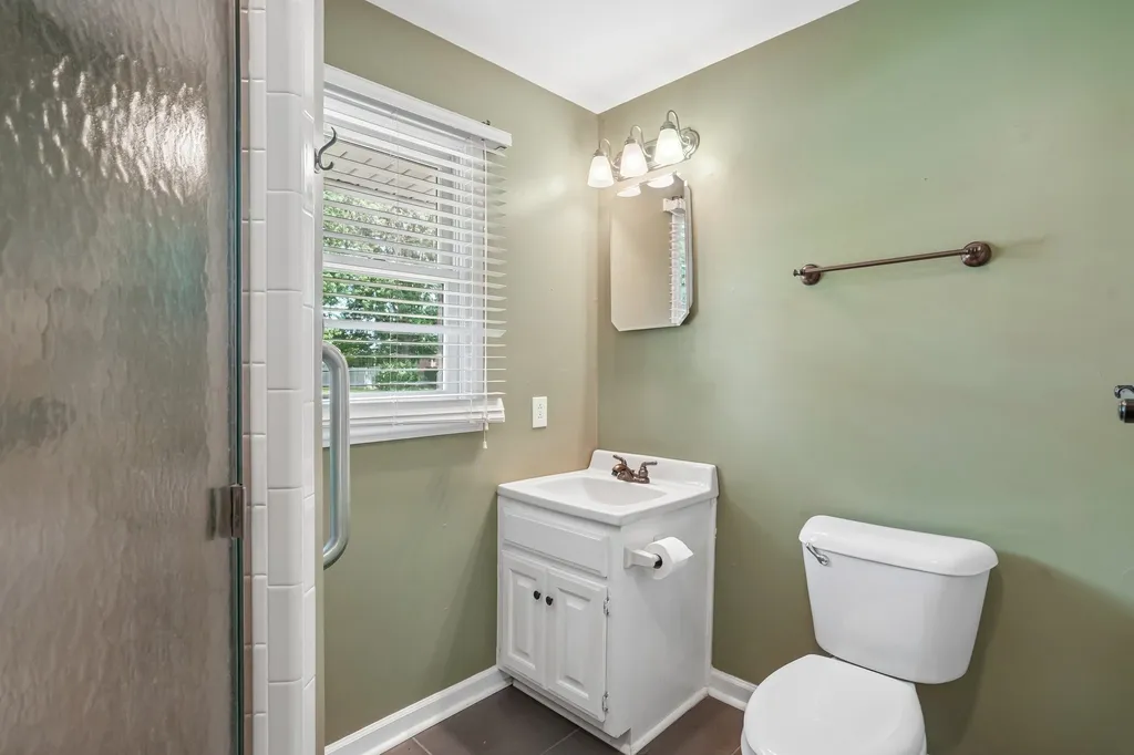 119 Stonehouse Drive Gallatin TN 37066