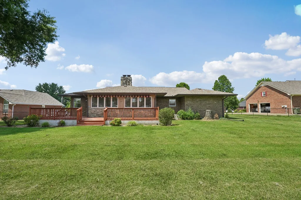 119 Stonehouse Drive Gallatin TN 37066