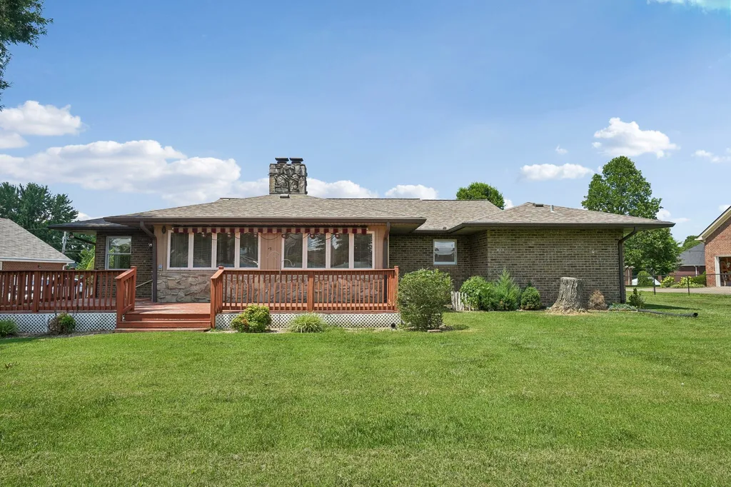 119 Stonehouse Drive Gallatin TN 37066