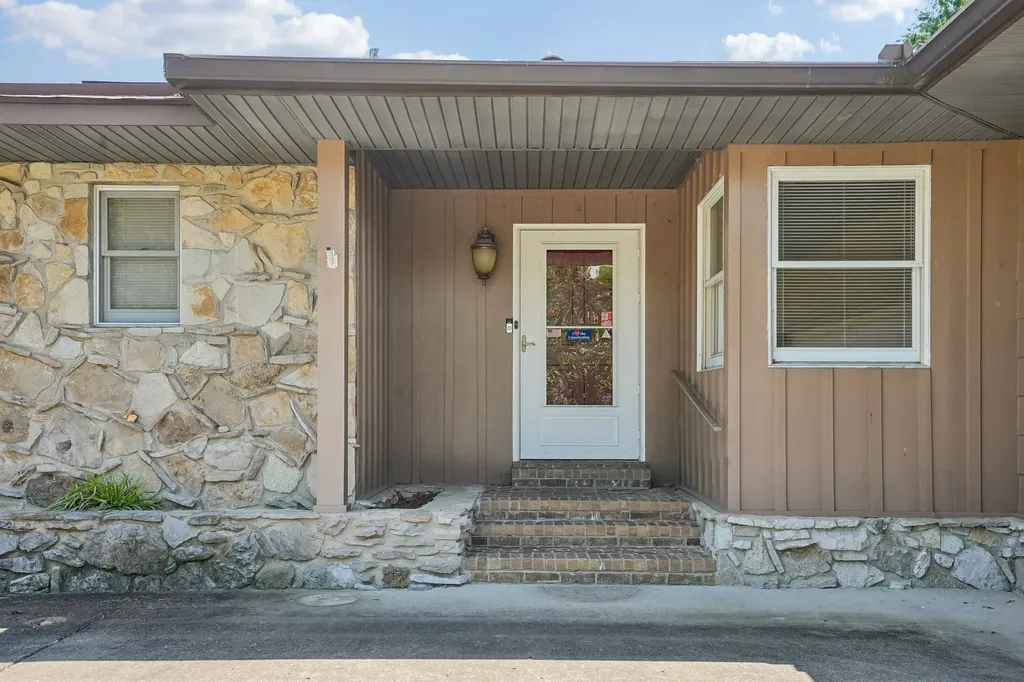 119 Stonehouse Drive Gallatin TN 37066
