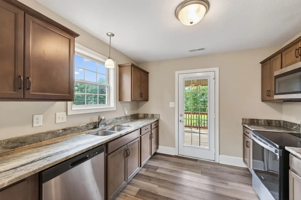 1012 Dublin Drive Clarksville TN 37042