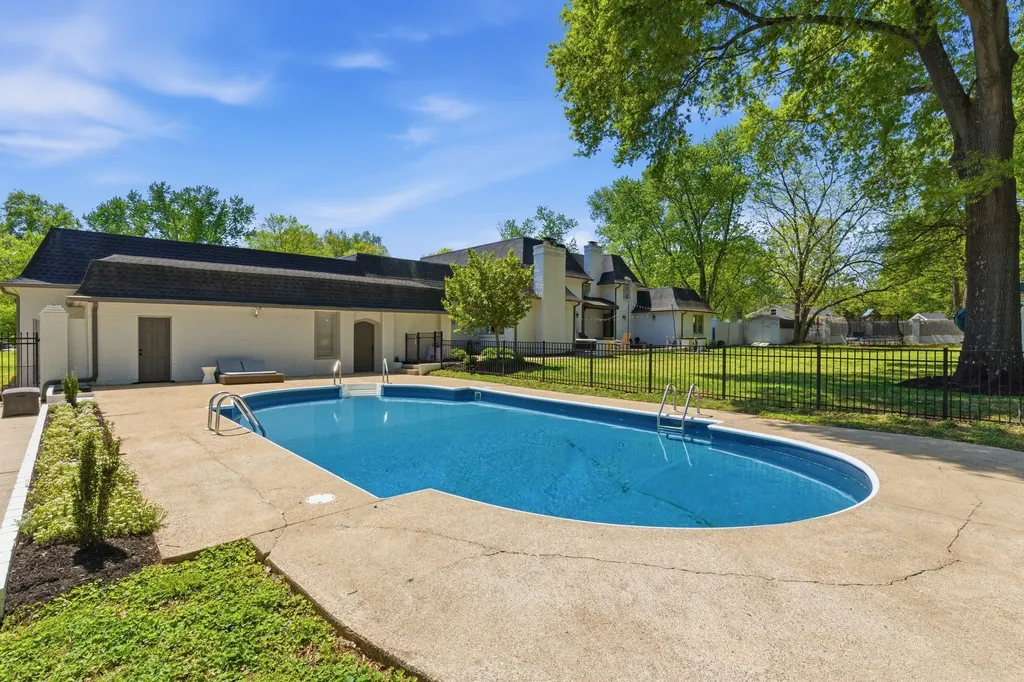 110 Poplar Street Franklin TN 37064