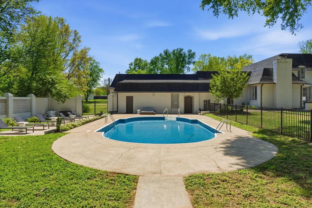 110 Poplar Street Franklin TN 37064
