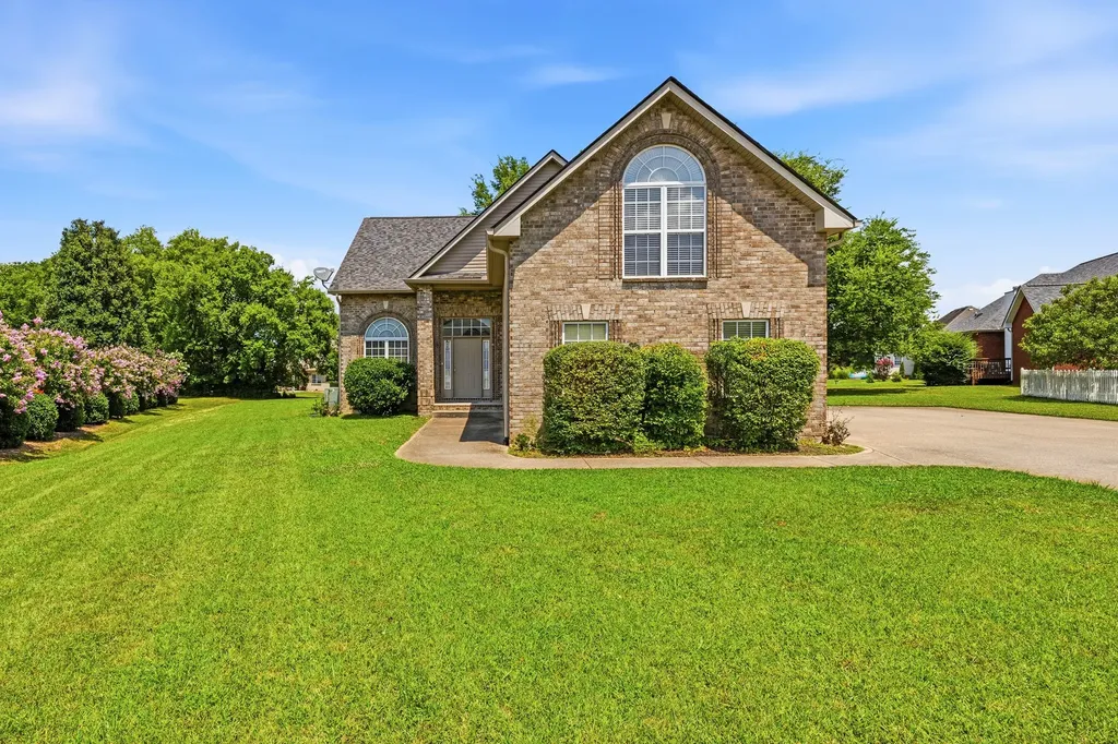 155 Brightstar Court Gallatin TN 37066