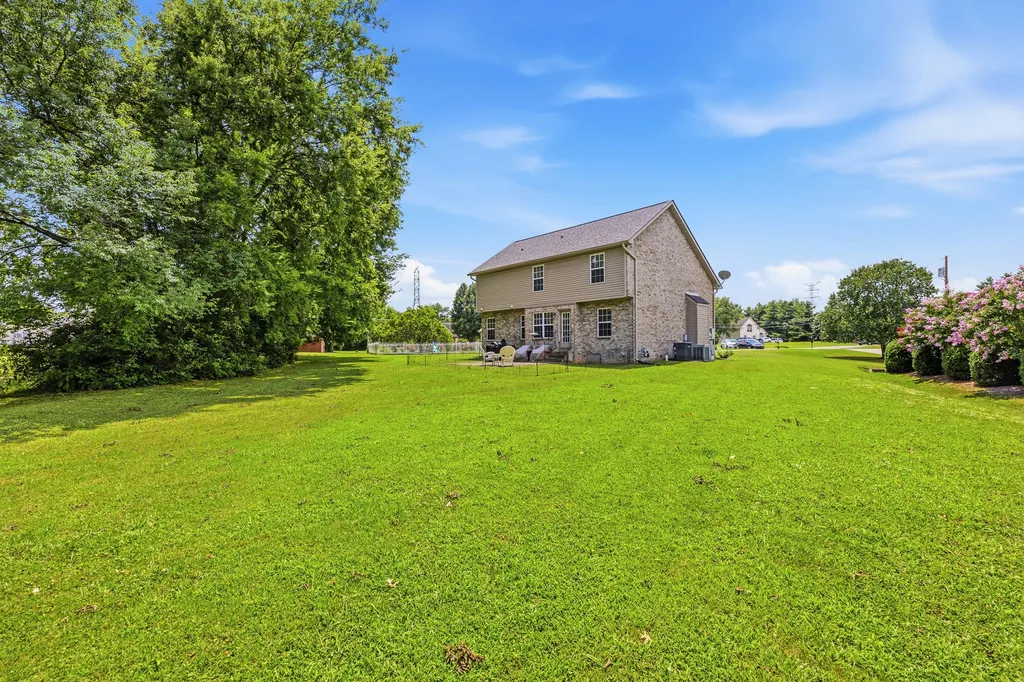155 Brightstar Court Gallatin TN 37066