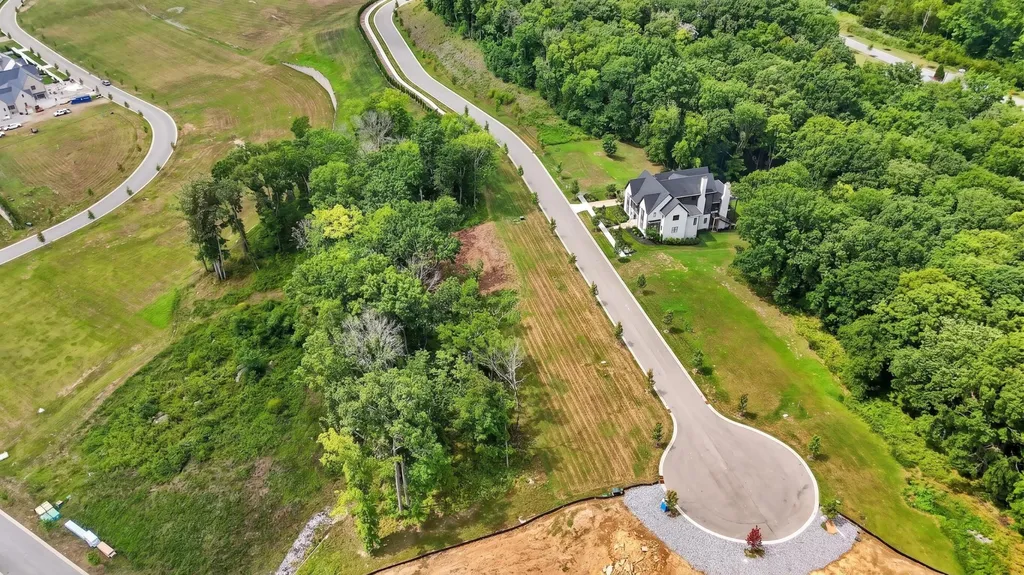 8514 Blanton Court College Grove TN 37046