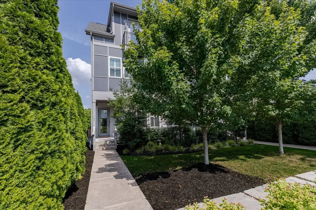 130A Rains Avenue Nashville TN 37203