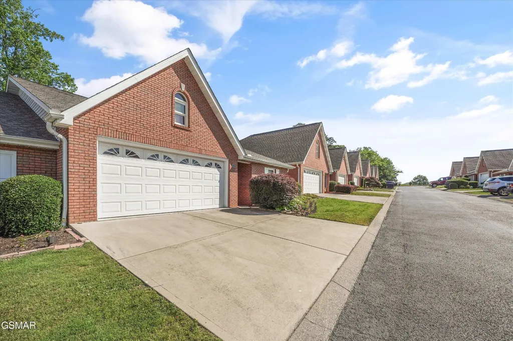141 Creekwood Way Seymour TN 37865