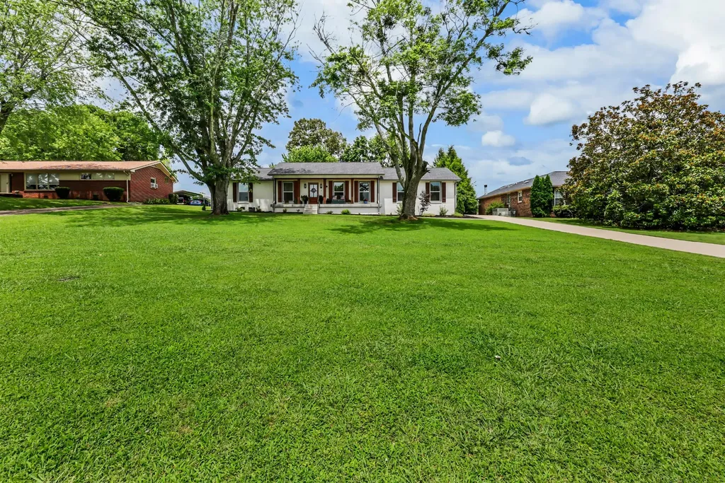 341 Kimbrough Road Clarksville TN 37043