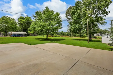 341 Kimbrough Road Clarksville TN 37043