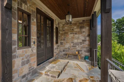2488 Bugle Call Way Signal Mountain TN 37377