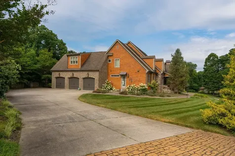 2488 Bugle Call Way Signal Mountain TN 37377