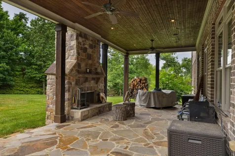 2488 Bugle Call Way Signal Mountain TN 37377