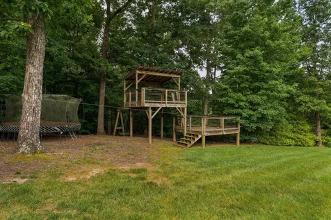 2488 Bugle Call Way Signal Mountain TN 37377