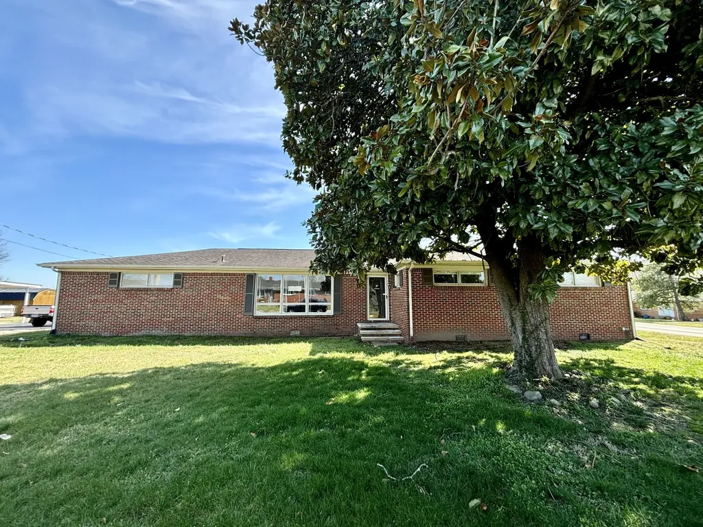 223 Cardinal Drive Mcminnville TN 37110
