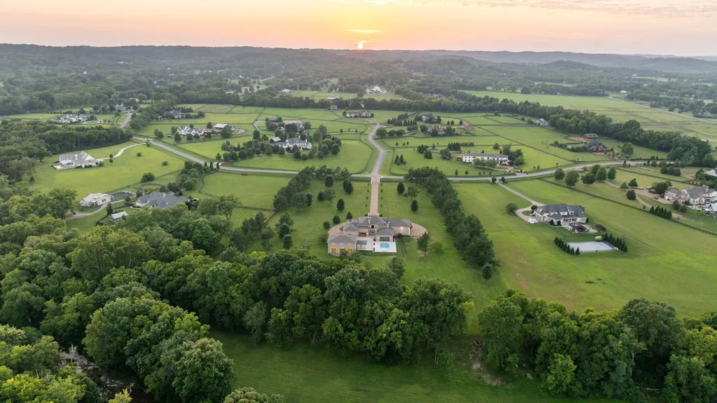 4212 Two Rivers Lane Franklin TN 37069