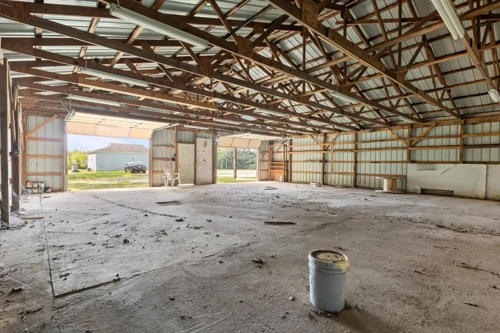 223 Long Street New Johnsonville TN 37134